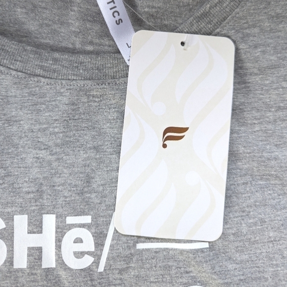 Fabletics She Can Do Anything Micah Muscle Tank in Gray Size Large NWT - Picture 6 of 9